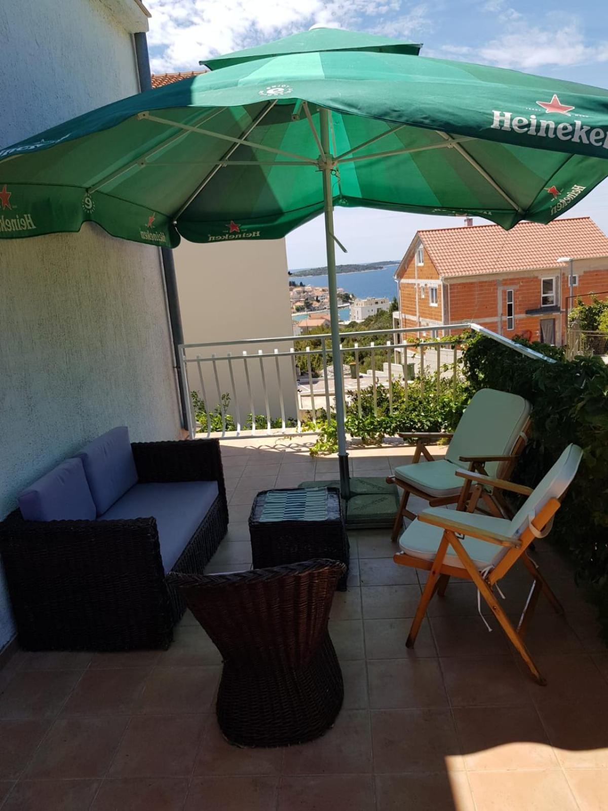 Apartmani Dekovic Primosten Luaran gambar