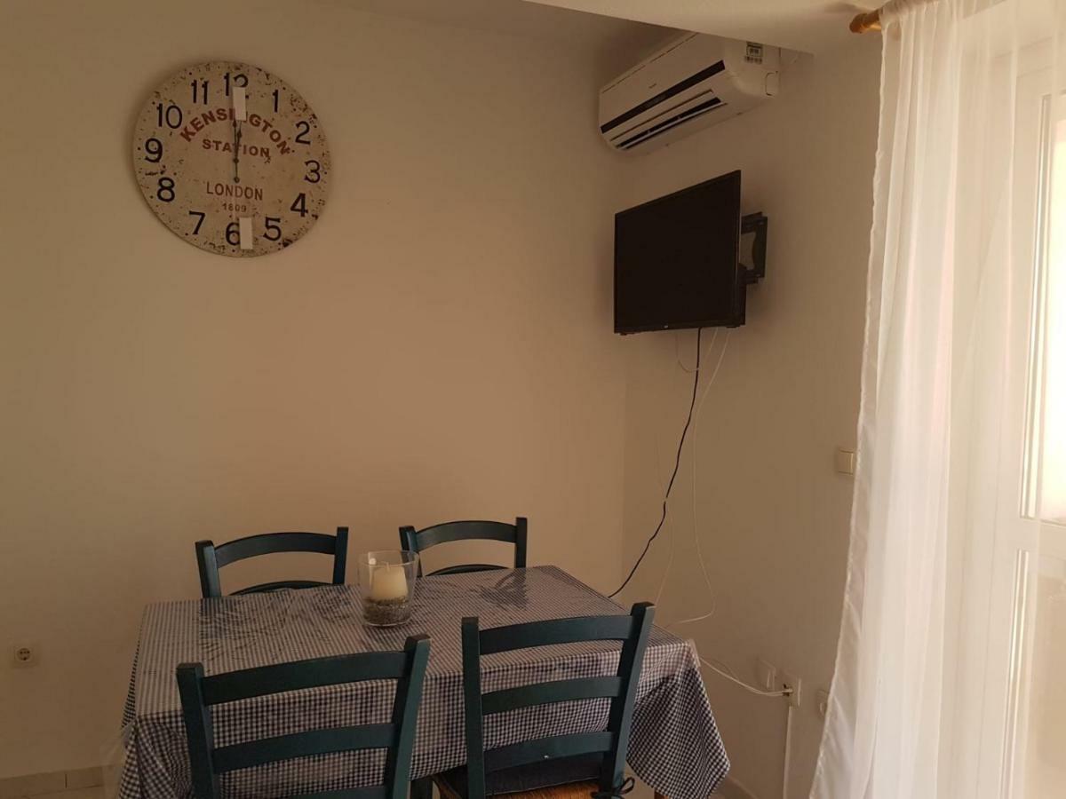 Apartmani Dekovic Primosten Luaran gambar
